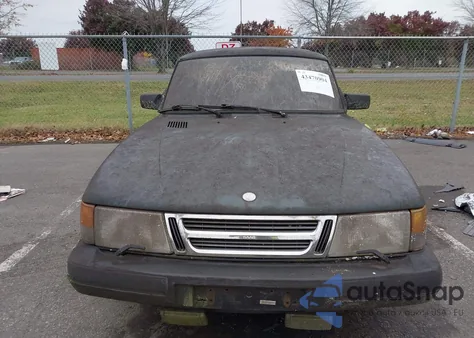 1992 Saab 900 S z USA, uszkodzony, nr VIN YS3AK45E8N2018020